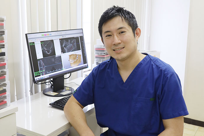 歯茎の黒ずみが気になる方、ぜひ一度当院にご相談ください